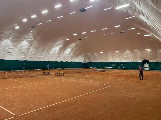 TENIS HALA, zahrajte si tenis v Praze