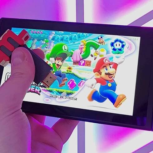 The Switch 2 will send my OG handheld into retirement, so I'm giving it this discounted upscaler as a leaving gift