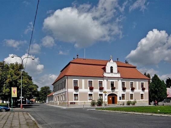 Photos - Žiželice-Obecní úřad - 08.08.2012