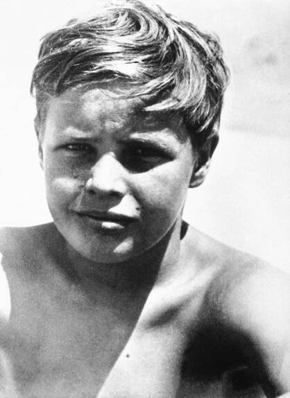 FOTO Marlon Brando by oslavil 90 let. Jaký byl jeho život?