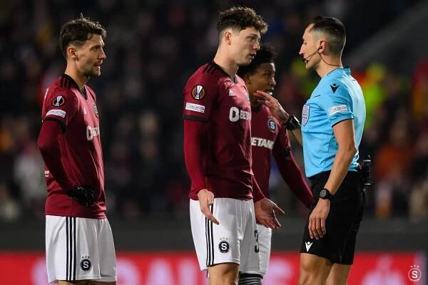 Porážka s Liverpoolem | sparta.cz