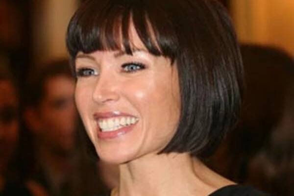 Dannii Minogue porodila prvé dieťa