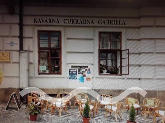 od 1.7. – 31.9. 2018 Prodejní výstava, Kavárna Cukrárna Gabriela – artistsprague.com