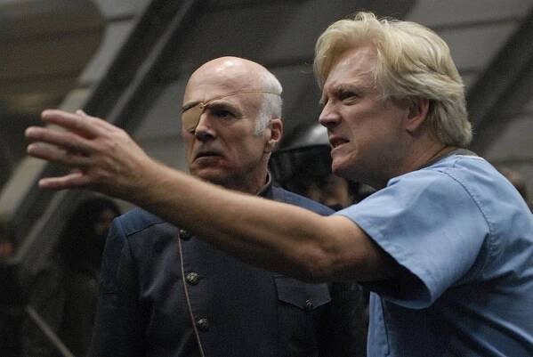 Battlestar Galactica - Paní Kingová - Z filmu - Michael Hogan, Bruce Davison