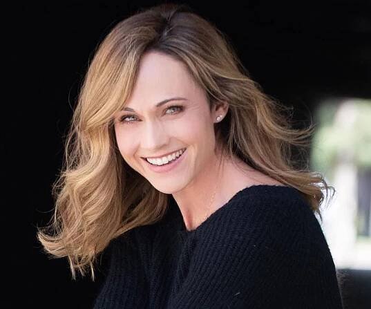 Nikki DeLoach Biography - Facts, Childhood, Family Life & Achievements