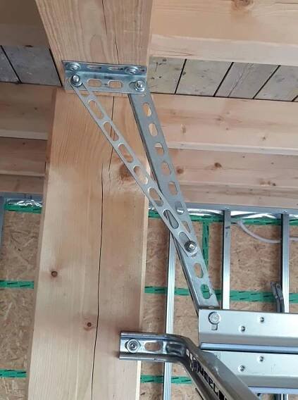 Sekční garážová vrata LPU 42 a LTH 40 - Compact