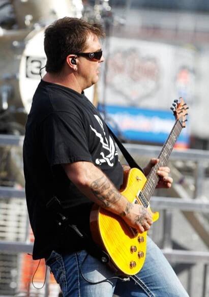 Chris Henderson of 3 Doors Down Reveals New Album Called 'Us and the Night,' Tentative Release Date