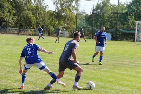 Kam za fotbalem: Oklepe se Jílové z direktu? Varnsdorf hostí Vyškov