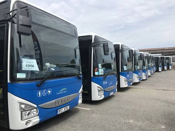 V Česku se loni prodalo nejvíce nových autobusů v historii, jedničkou bylo Iveco
