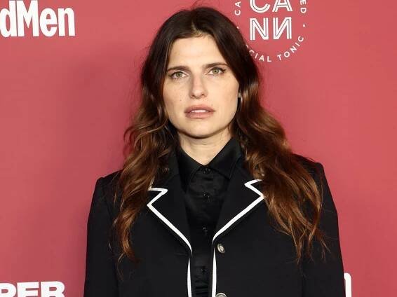 Lake Bell jokes she’s a ‘better parent’ when she’s stoned