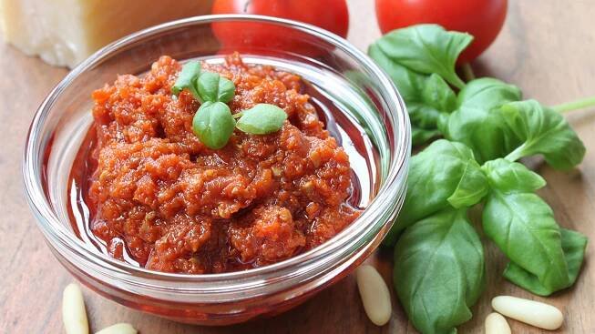 Sun Dried Tomato Pesto: 5-Minute, No-Cook Topper for Eggs, Sandwiches and More