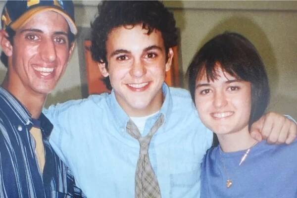 Danica McKellar Shares Rare Photos from The Wonder Years' 1993 Finale Shoot as She Marks 32 Years Since the Series' End