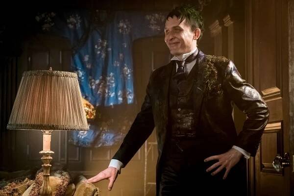 Gotham - Jak Hádankář ke jménu přišel - Z filmu - Robin Lord Taylor