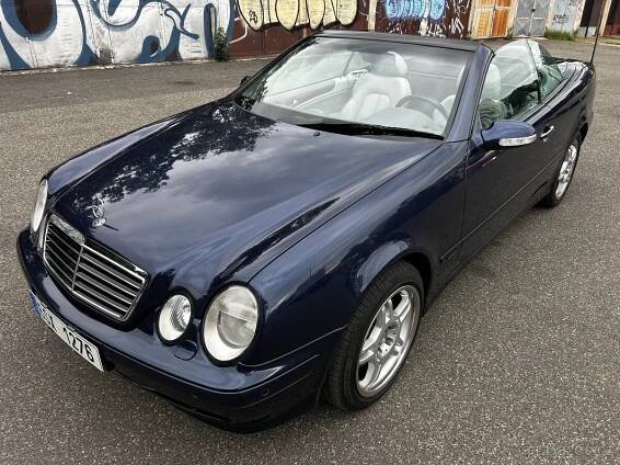 Mercedes Benz CLK 430 Cabrio - Kolín