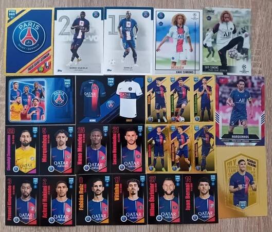 Lot Paris Saint-Germain (28 ks) - Panini, Topps - Parallel, Rookie