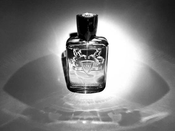 Greenley Parfums de Marly pro ženy a muže