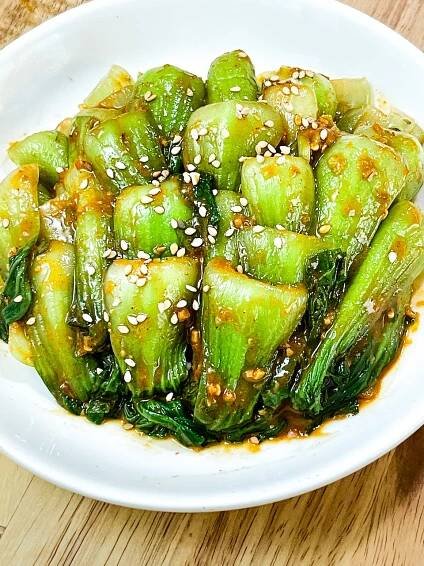 Bok Choy Salad (Bok Choy Muchim)