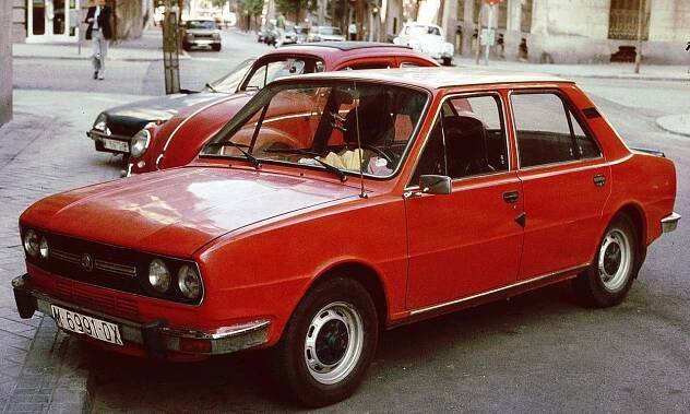 Soubor:Skoda 120 Madrid.jpg – Wikipedie