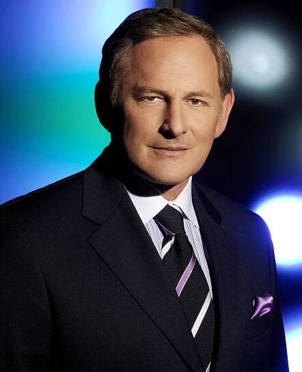 Victor Garber