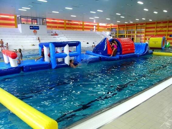 Akce s vodními atrakcemi 1.9.2013 | Aquacentrum Šutka 