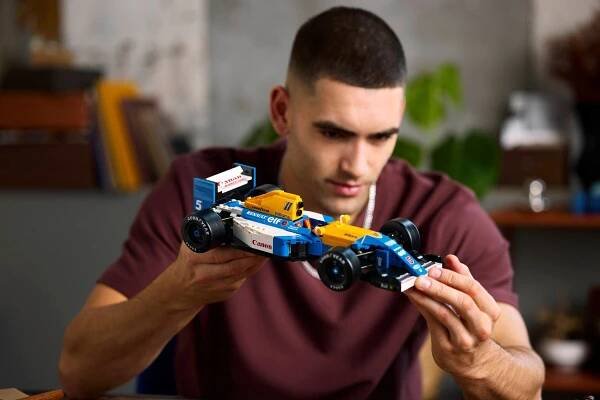 LEGO novinky s českou stopou potěší fanoušky formule 1 i Rychle & zběsile