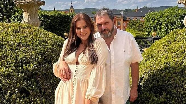 Ornella překvapila Pepu Koktu dárkem k výročí: Potěšila i fanoušky, ukázala se nahá - Super.cz