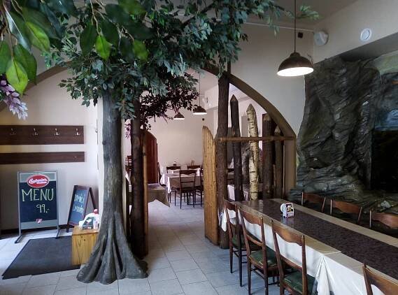 RESTAURACE A HOTEL JORDÁNEK - Vávra interiéry