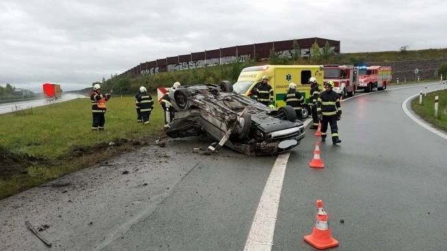 U obce Olešnice na dálnici D11 na 62. kilometru na...