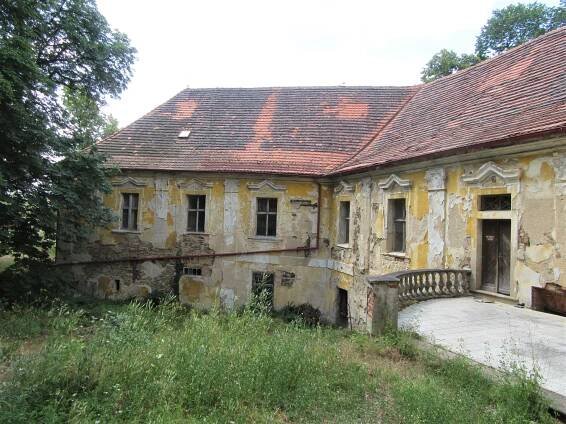 Fotogalerie • Zámek Chříč (Zámek) • Mapy.com