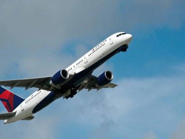Delta flight returns after passenger has diarrhea ‘all the way through’ plane