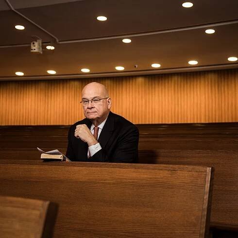 The Rev. Timothy Keller, Pioneering Manhattan Evangelist, Dies at 72