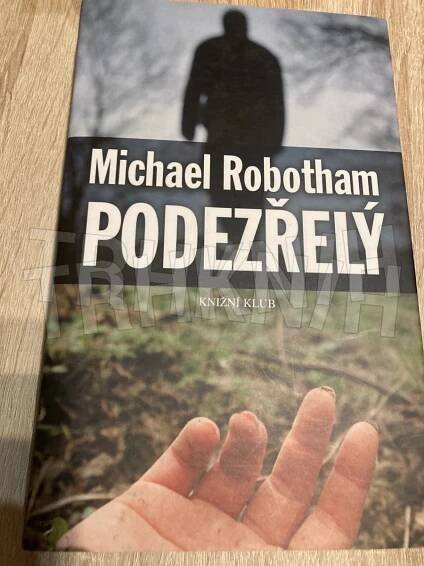 Kniha Podezřelý - Trh knih - online antikvariát