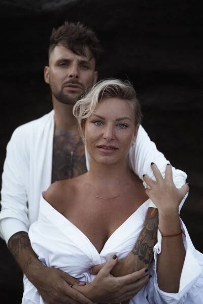 Pártlová a Vařeka mají za sebou dramatický pobyt na Bali. Onemocněla jim dcera