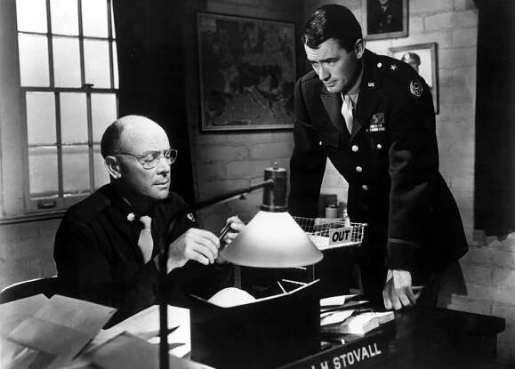 TWELVE O'CLOCK HIGH, Dean Jagger, Gregory Peck, 1949