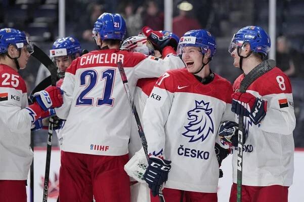 Český hokejový tým do 20 let slaví vítězství nad Rakouskem na na MS juniorů 2023 - dnes sledujte živě utkání Švédsko - Česko na MS U20 - Profimedia