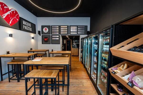 Fotka: Karlínské Bistro Čejka, někdejší Bufáček, končí