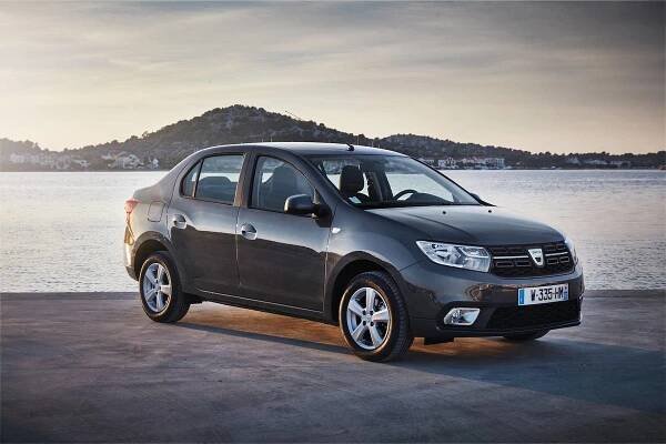 Dacia Logan - pojistková skříňka - Schéma pojistek