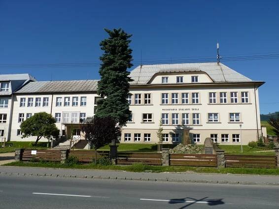 Soubor:Jablunkov, Masarykova základní škola.JPG – Wikipedie