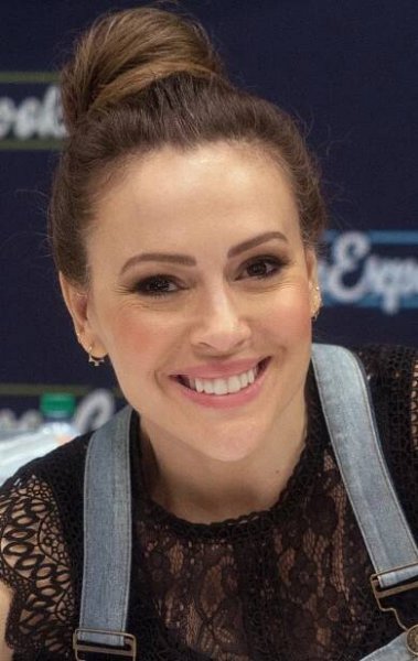 Soubor:Alyssa Milano at BookCon (16095) (cropped).jpg