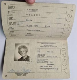 Cestovní pas - Rakousko 1987, neplatný - Starožitnosti a umění