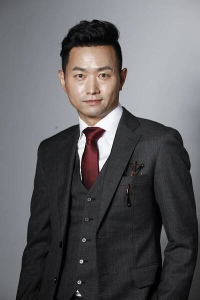 Kim Yu-Seok-1966-p1.jpg