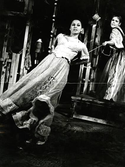 Soubor:Lenka Pichlikova as Bianca.jpg – Wikipedie