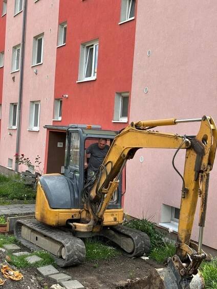 Prodám komatsu PC 50