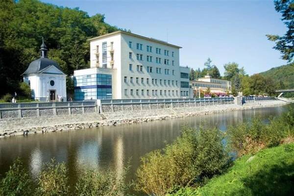 LÁZEŇSKÝ DŮM PRAHA - Česká Republika - Střední Morava - Lázně Teplice Nad Bečvou | Superzajezdy.cz