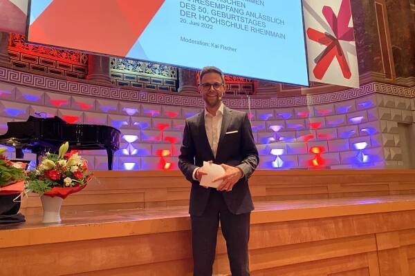 Event Moderator Kai Fischer macht Ihr Event zu einem Erlebnis