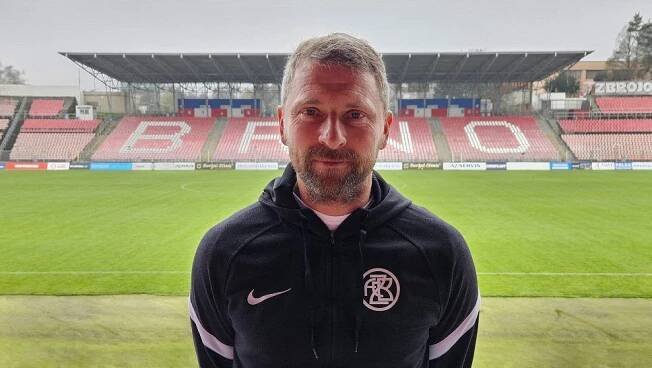 Dostálek končí na lavičce Zbrojovky, nahradí ho Martin Hašek - Sport.cz