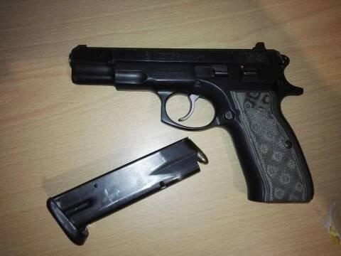 CZ 75 B (Bazar zbraní - Pistole) - ZBRANĚ.cz