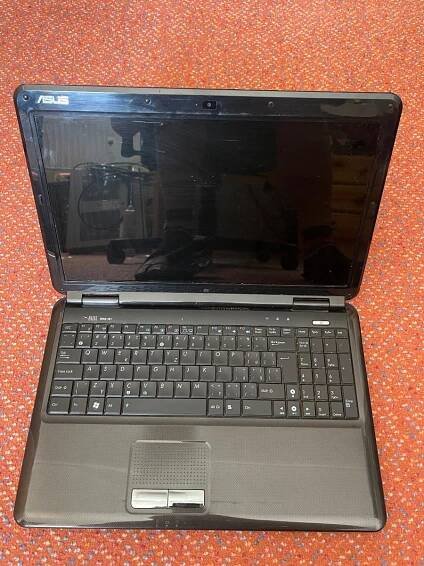 ASUS K50IJ 4GB RAM, 500GB HDD