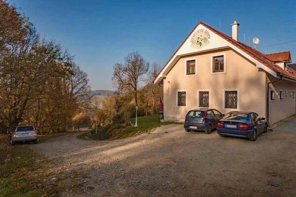 Penzion Nivy, Jestřabí