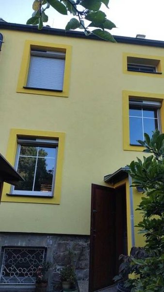 Univers, žaluzie - markýzy - rolety - garážová vrata foto 5